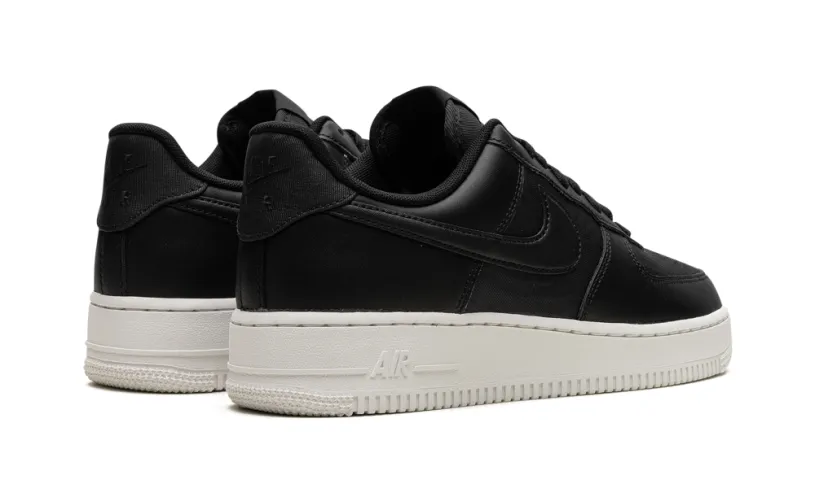 Nike Lifestyle Air Force 1 Low 'Black - Nylon'